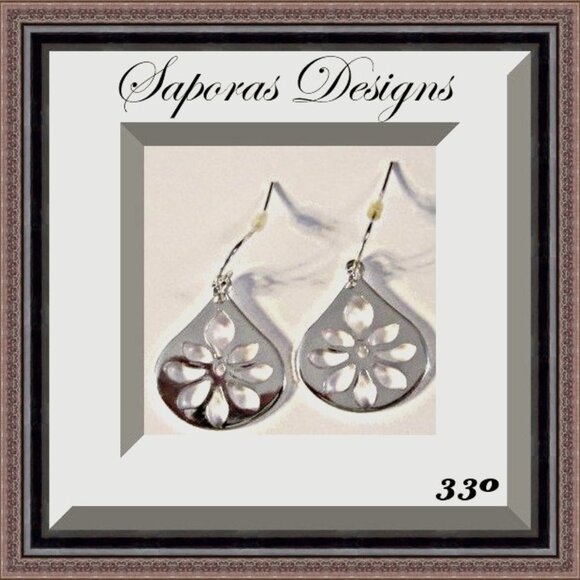 Silver Tone Dangle Native Flower Design Earrings Tribal Ethnic Bohemian Style - Picture 1 of 1
